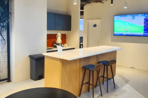 ديكور شركات بالرياض